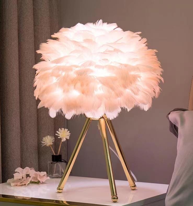 Plume Opulence Table Lamp